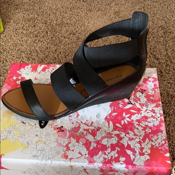 Black Sandals - Picture 1 of 4